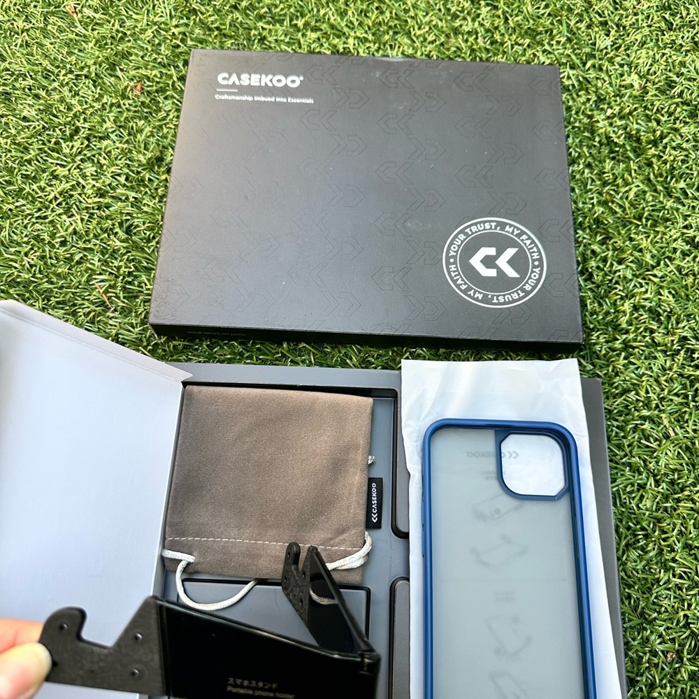 CASEKOO Blue Open Box Case w Stand for iPhone 13 6.1"